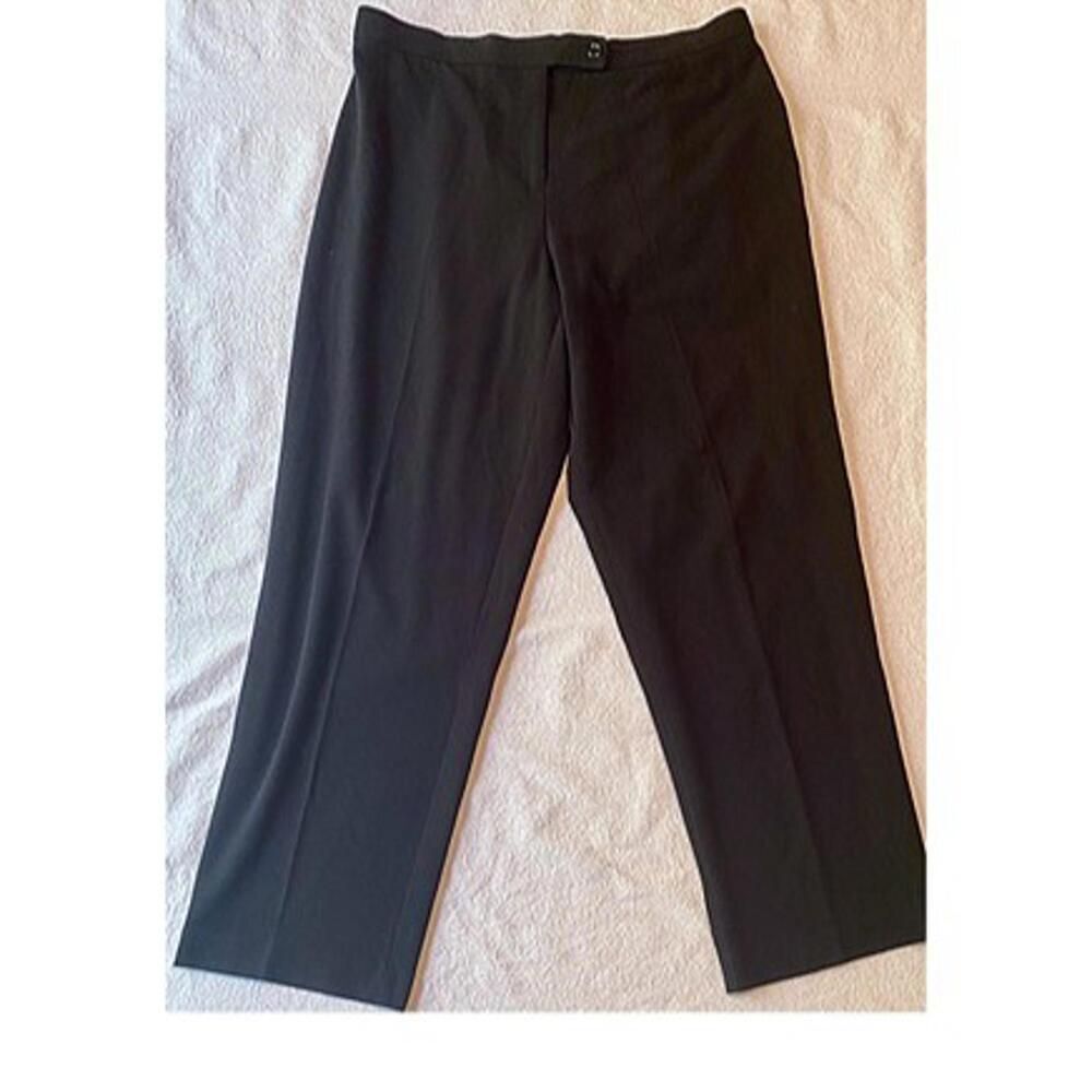 Briggs New York women’s black business pants